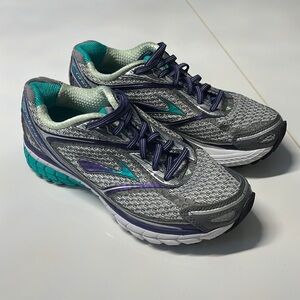 Women’s Ghost 7 Running Shoes Sneakers Size 7